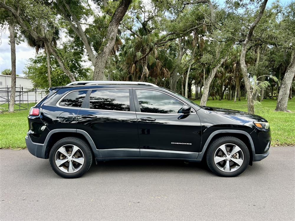 2019 JEEP CHEROKEE LIMITED 4X4