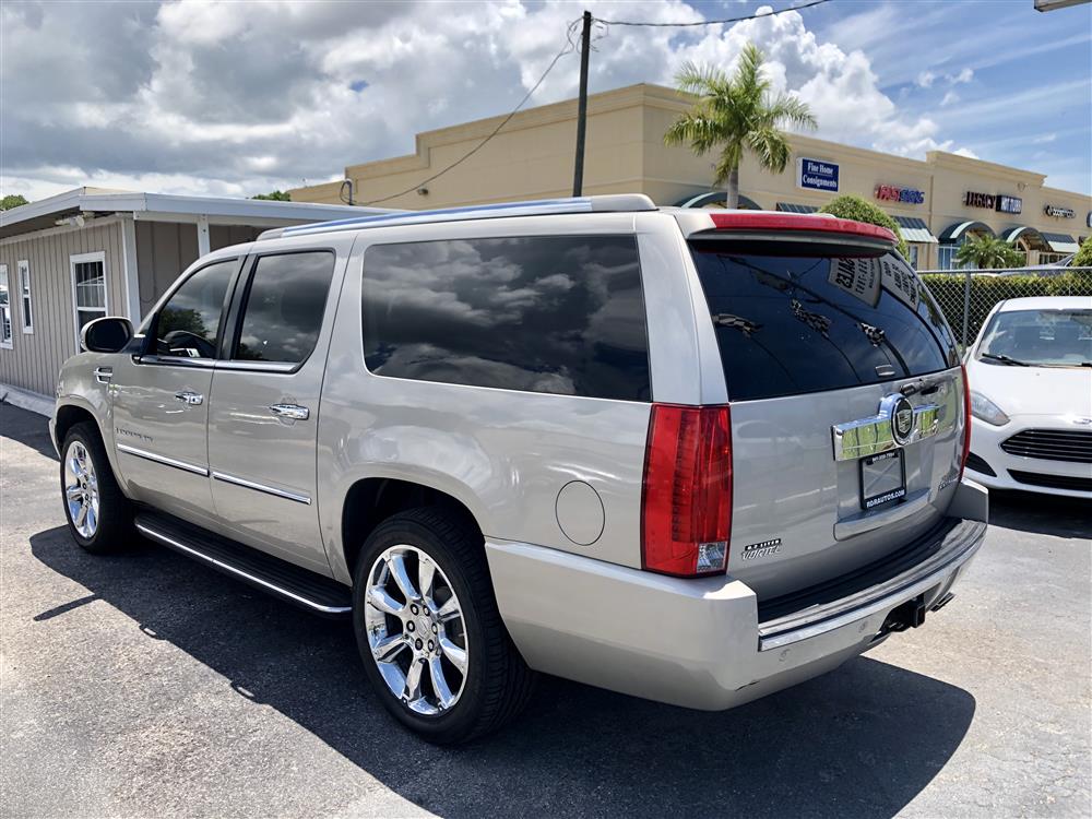 Used 2008 CADILLAC ESCALADE ESV Sarasota
