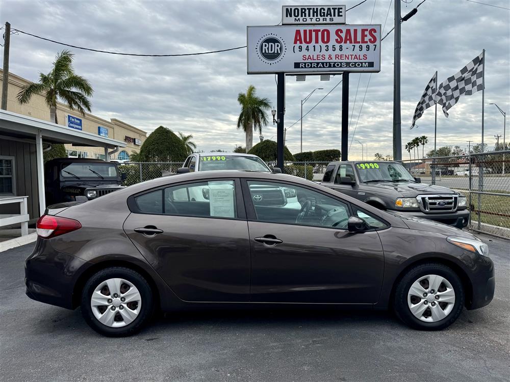 2017 KIA FORTE LX